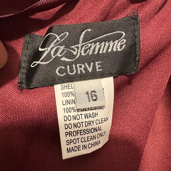 NWT La Femme Ruched Off-The-Shoulder V-Back Dress - size 16W - Picture 7 of 8